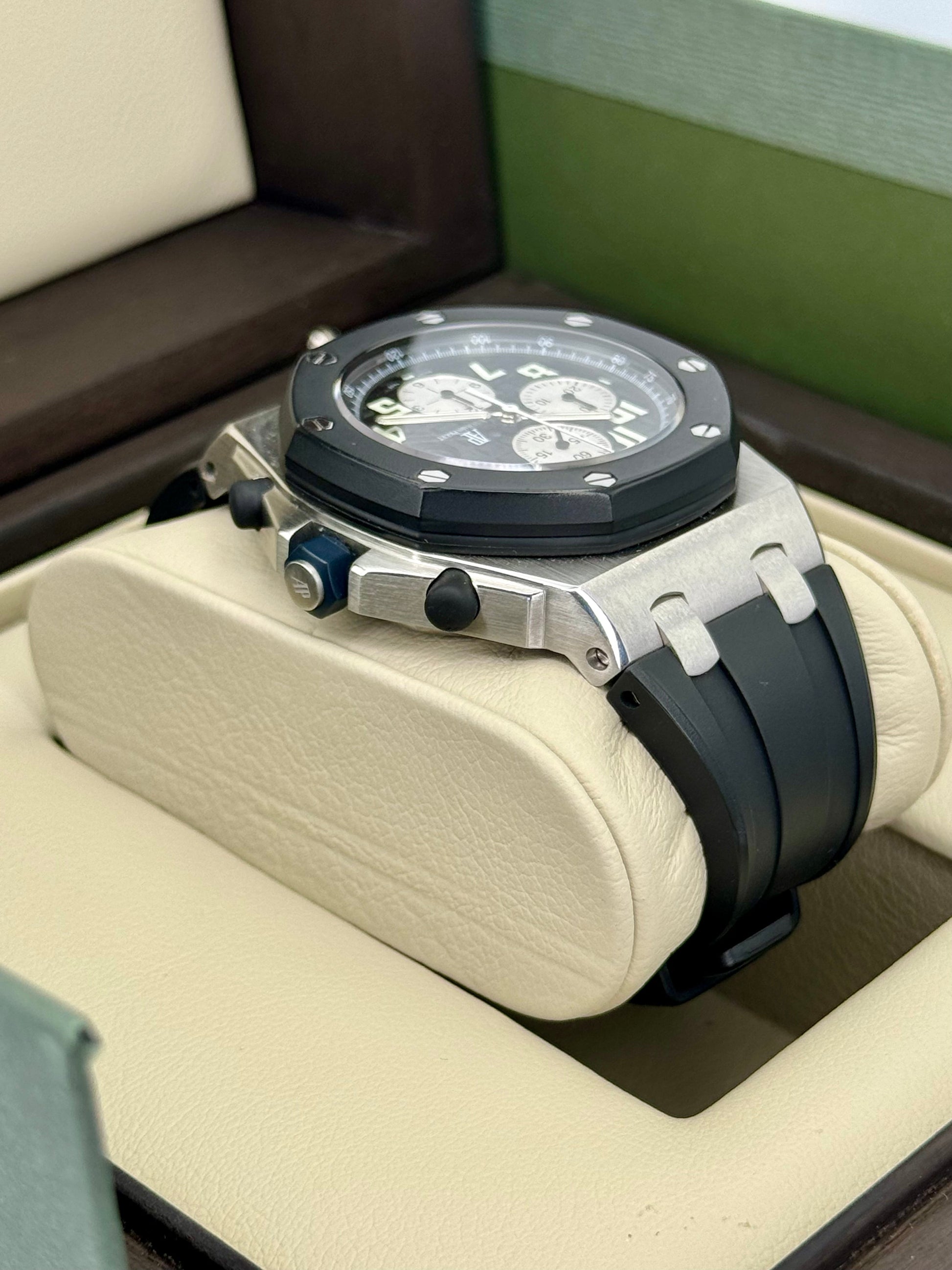 2006 AP Royal Oak Offshore 42mm 25940SK.OO.D002CA.01.A Chronograph - MyWatchLLC