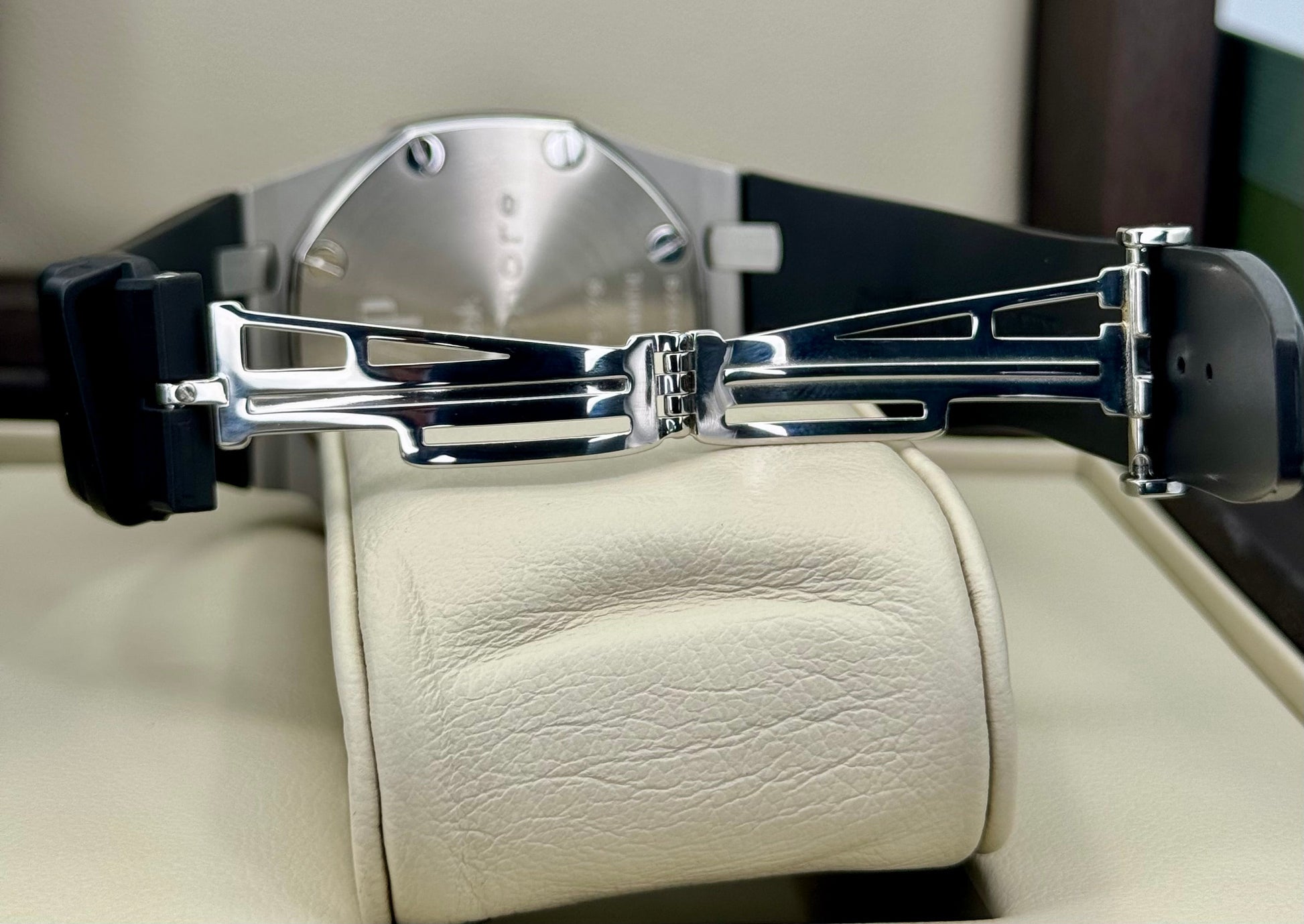 2006 AP Royal Oak Offshore 42mm 25940SK.OO.D002CA.01.A Chronograph - MyWatchLLC