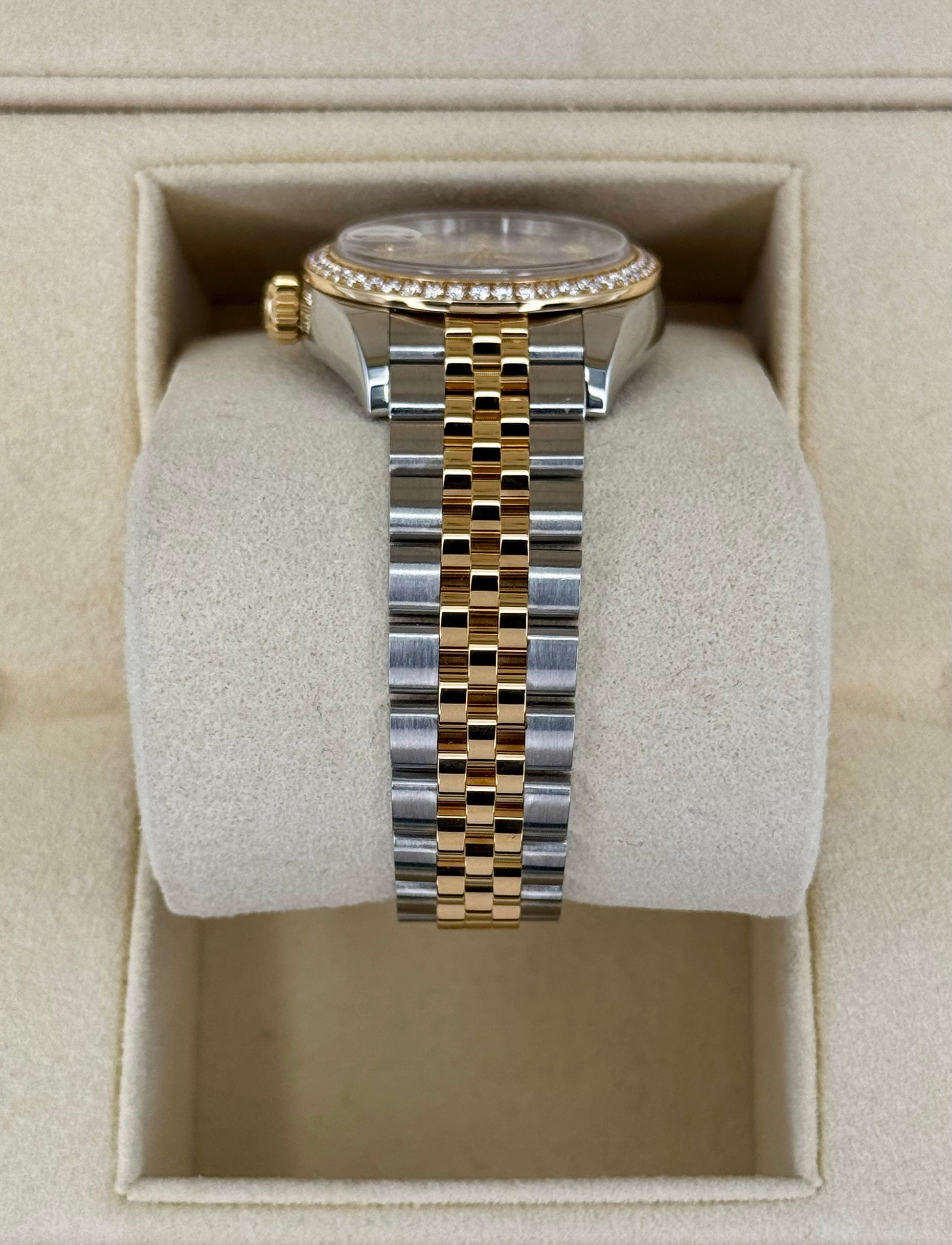 2018 Lady-Datejust 28mm 279383RBR Lavender Stripe Motif Diamond Dial - MyWatchLLC