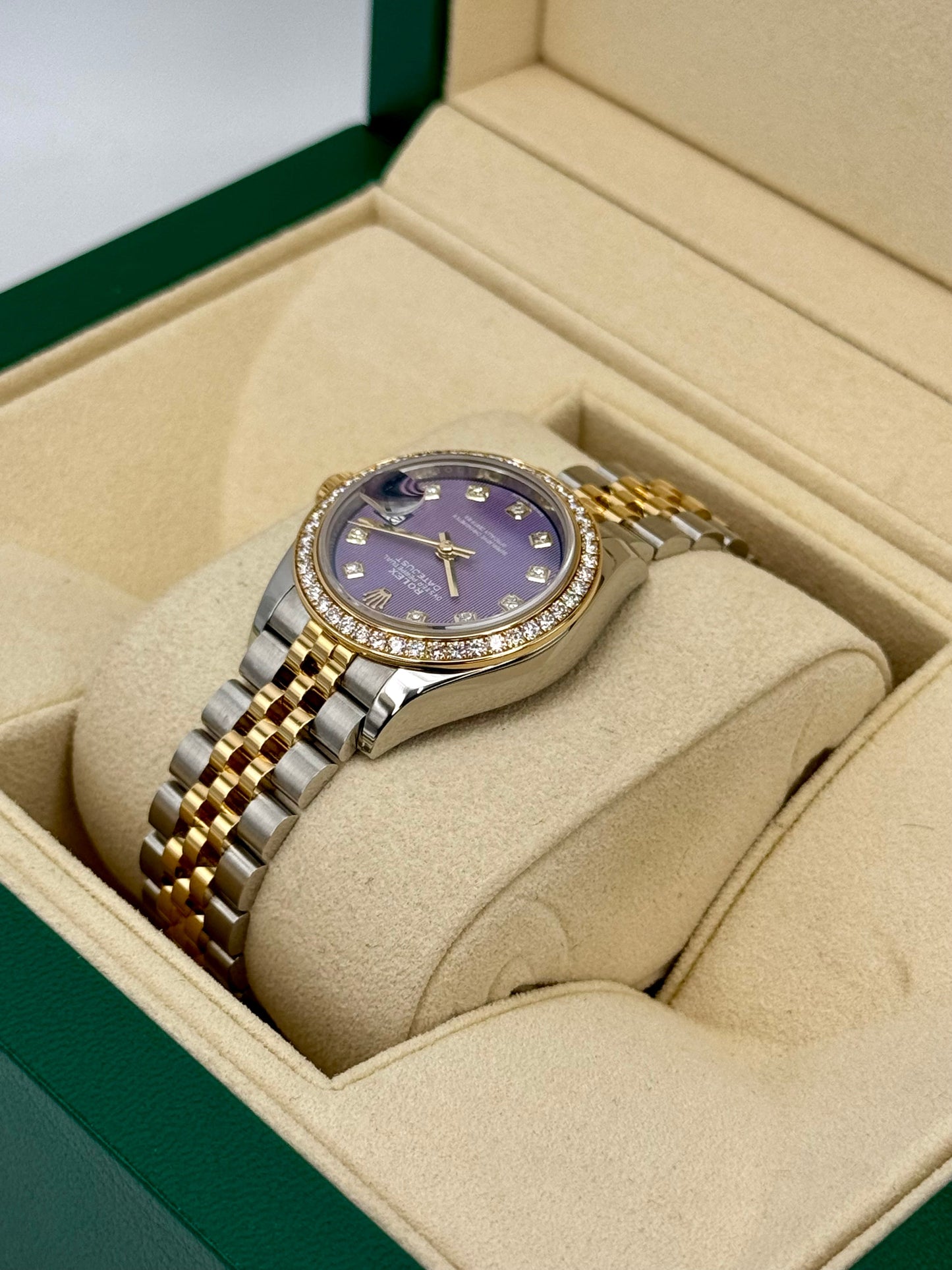 2018 Lady-Datejust 28mm 279383RBR Lavender Stripe Motif Diamond Dial - MyWatchLLC