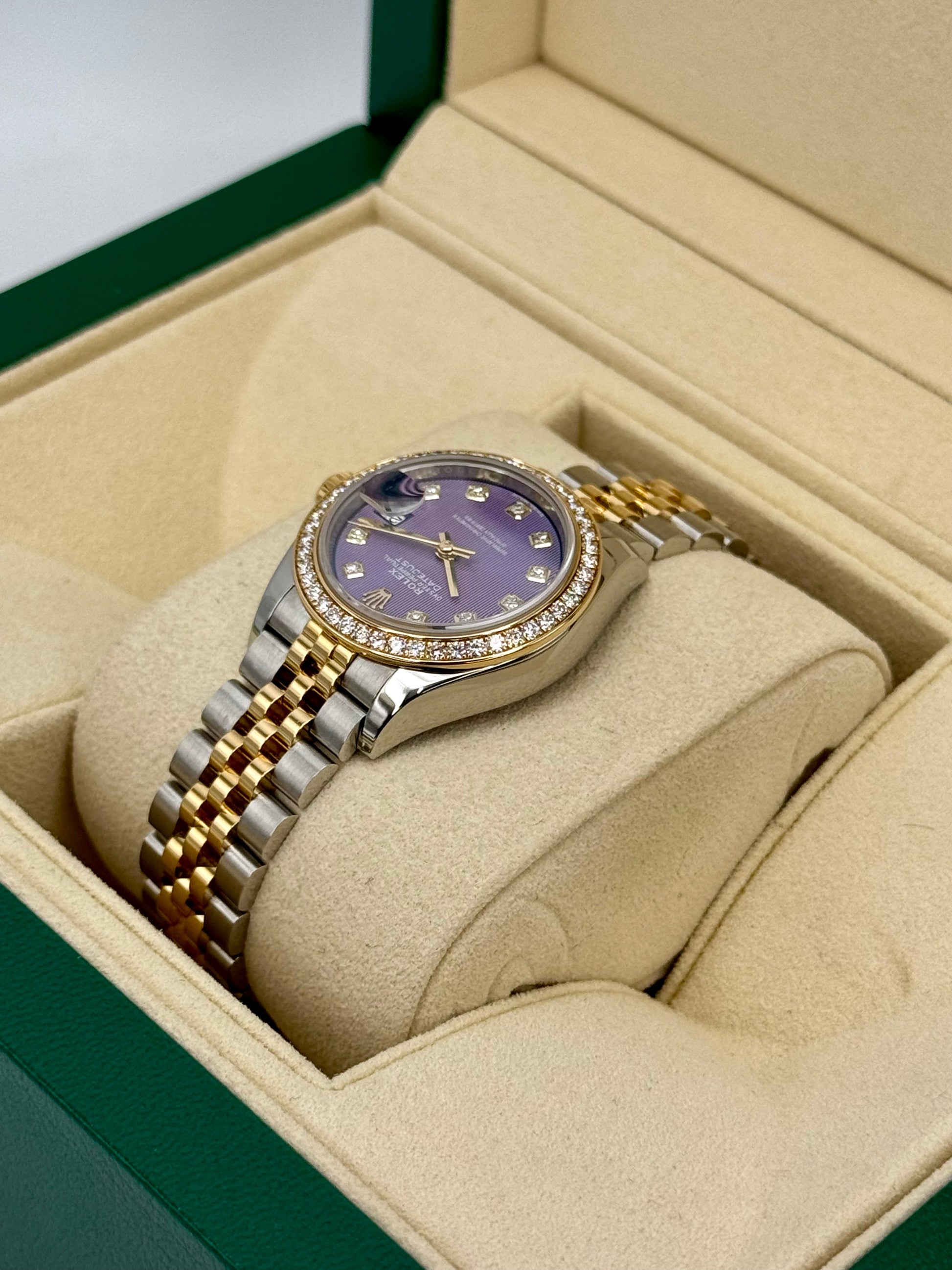 2018 Lady-Datejust 28mm 279383RBR Lavender Stripe Motif Diamond Dial - MyWatchLLC