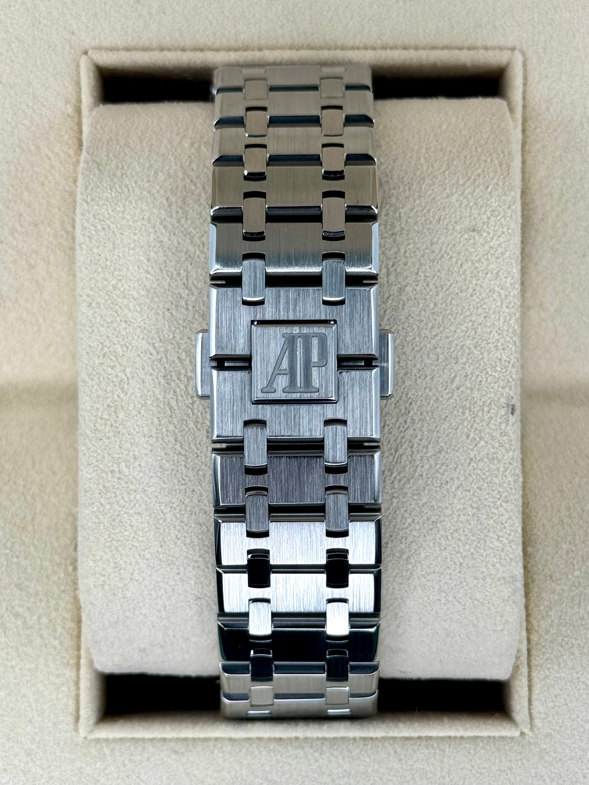 2016 Audemars Piguet Royal Oak Chronograph 41mm 26320ST White Dial - MyWatchLLC