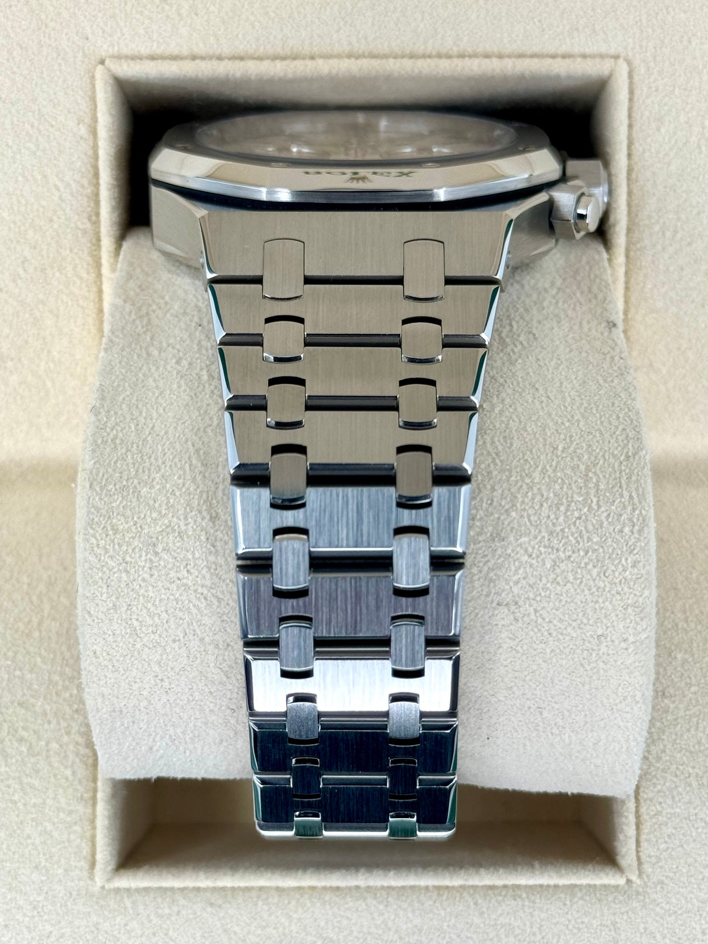 2016 Audemars Piguet Royal Oak Chronograph 41mm 26320ST White Dial - MyWatchLLC