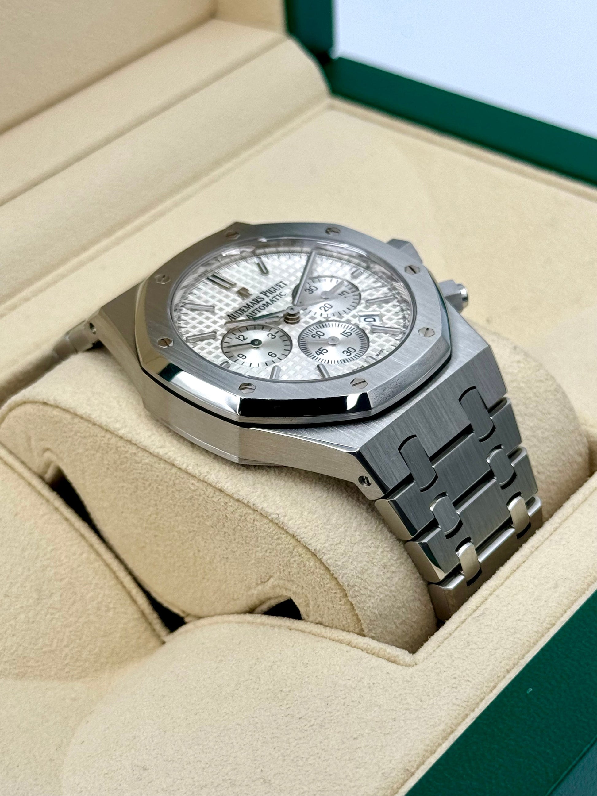 2016 Audemars Piguet Royal Oak Chronograph 41mm 26320ST White Dial - MyWatchLLC