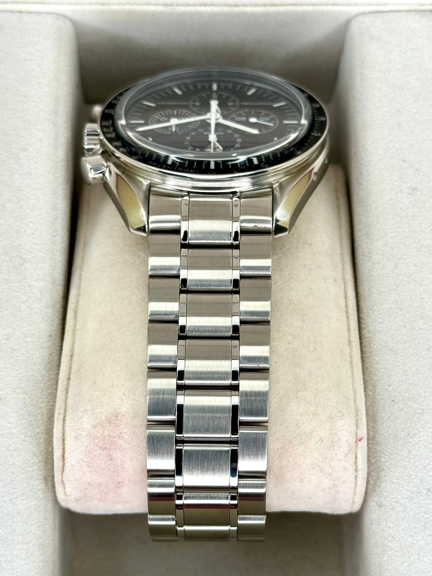 2013 Omega Speedmaster 42mm 3576.50.00 Professional Moonphase - MyWatchLLC