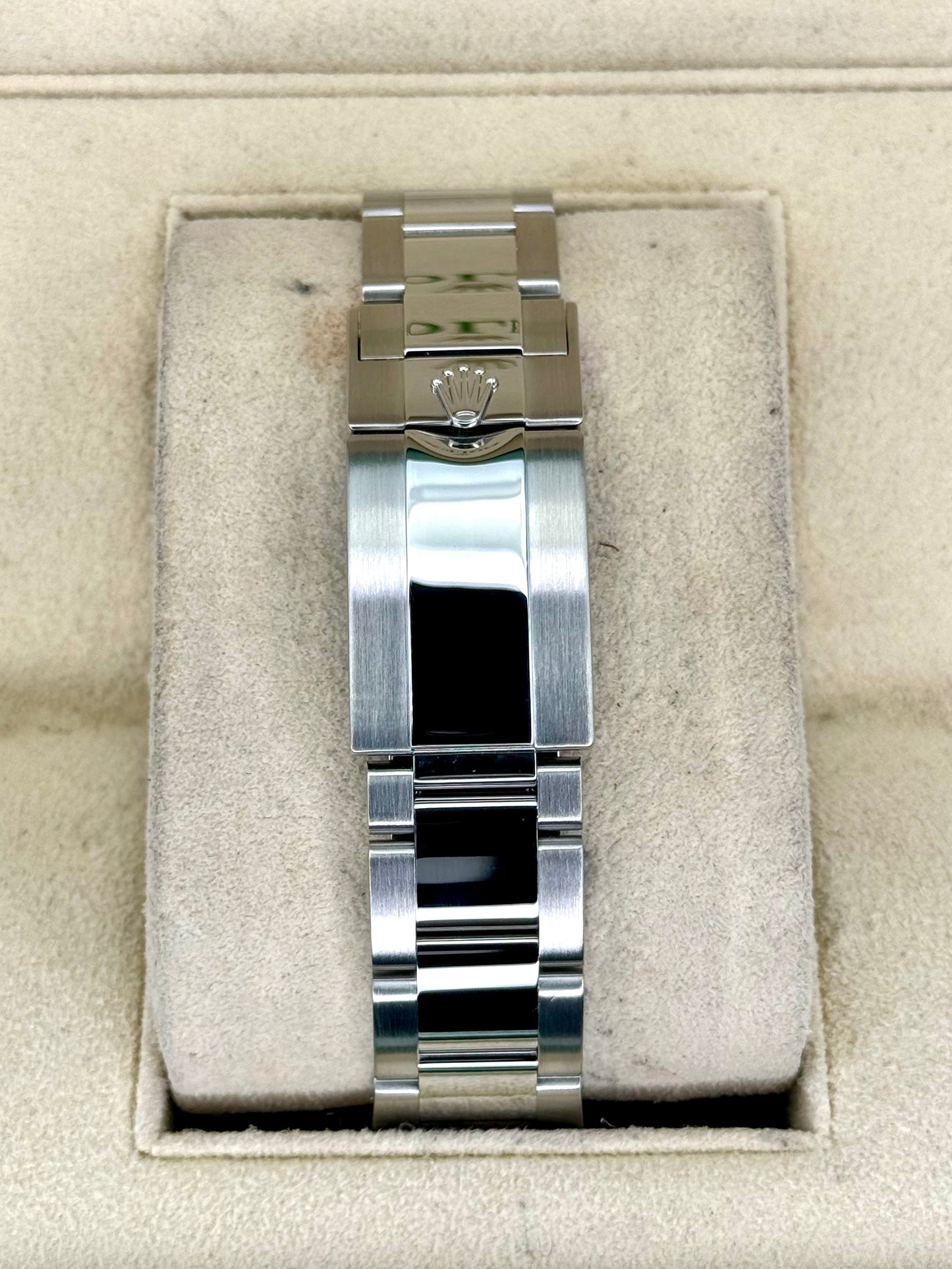 2014 Rolex GMT-Master II “Batmanâ€?40mm 116710BLNR Oyster Black Dial - MyWatchLLC