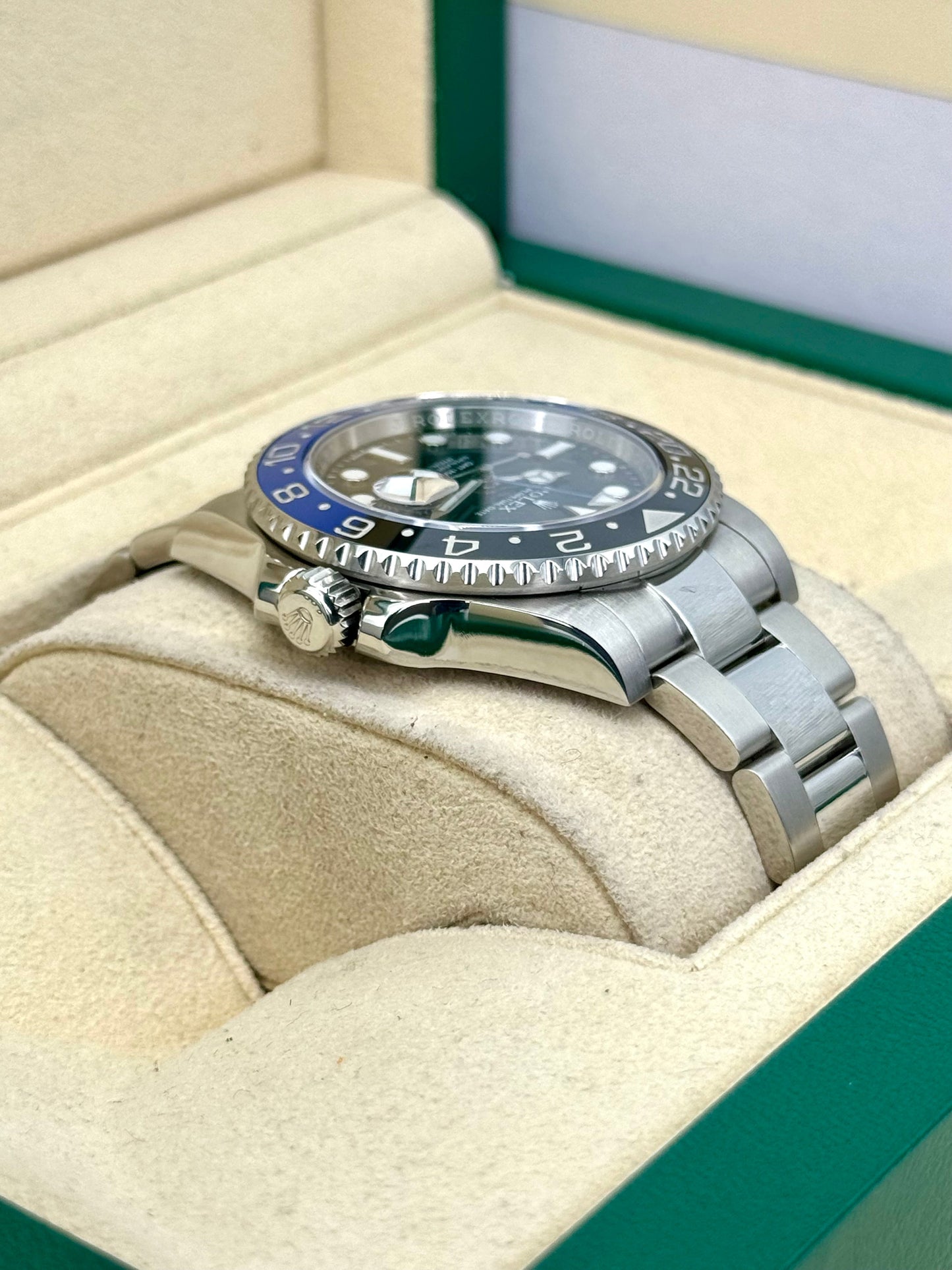 2014 Rolex GMT-Master II “Batmanâ€?40mm 116710BLNR Oyster Black Dial - MyWatchLLC