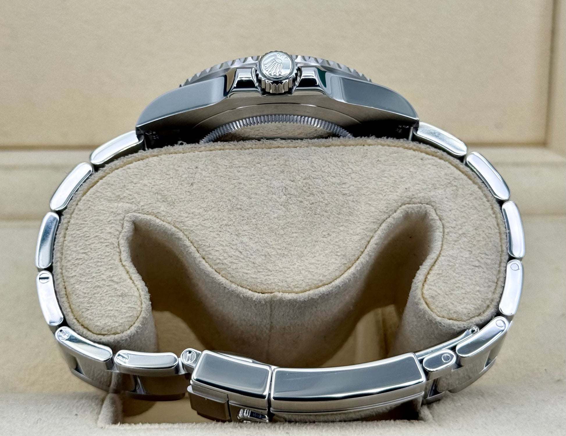 2014 Rolex GMT-Master II “Batmanâ€?40mm 116710BLNR Oyster Black Dial - MyWatchLLC