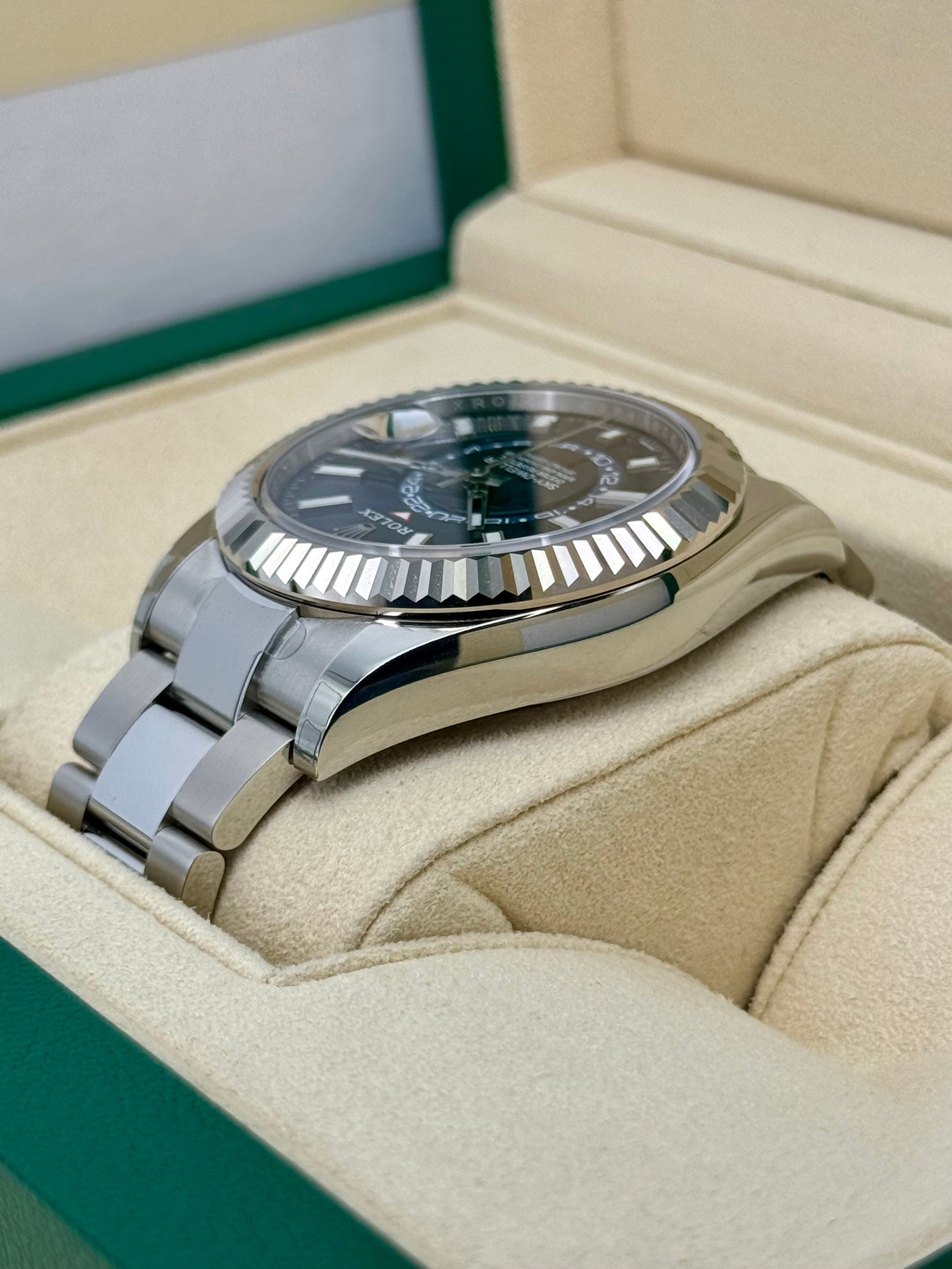 NEW 2022 Sky-Dweller 42mm 326934 Stainless Steel Oyster Blue Dial - MyWatchLLC