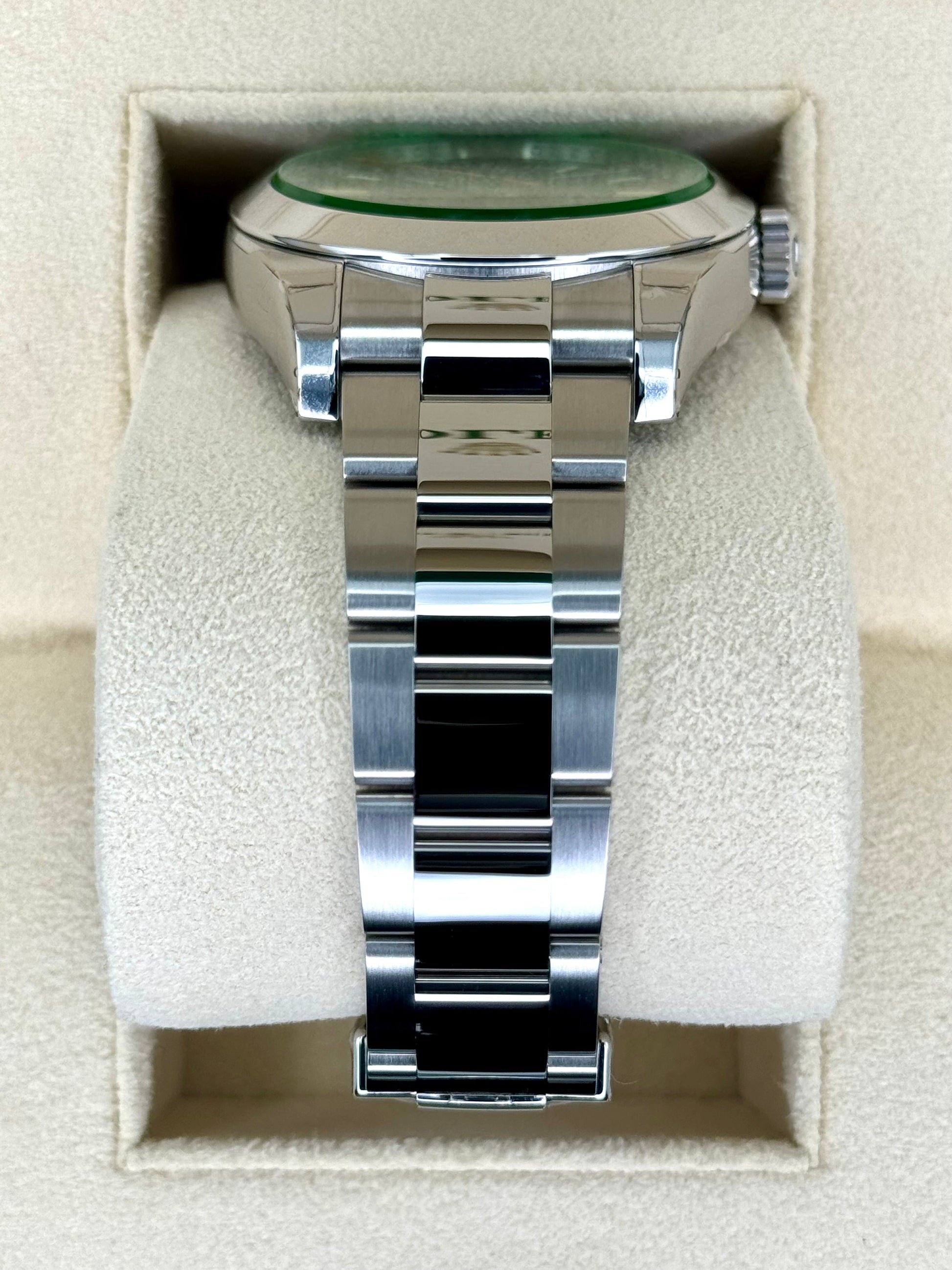 NEW 2009 Rolex Milgauss 40mm 116400GV Black Dial - MyWatchLLC