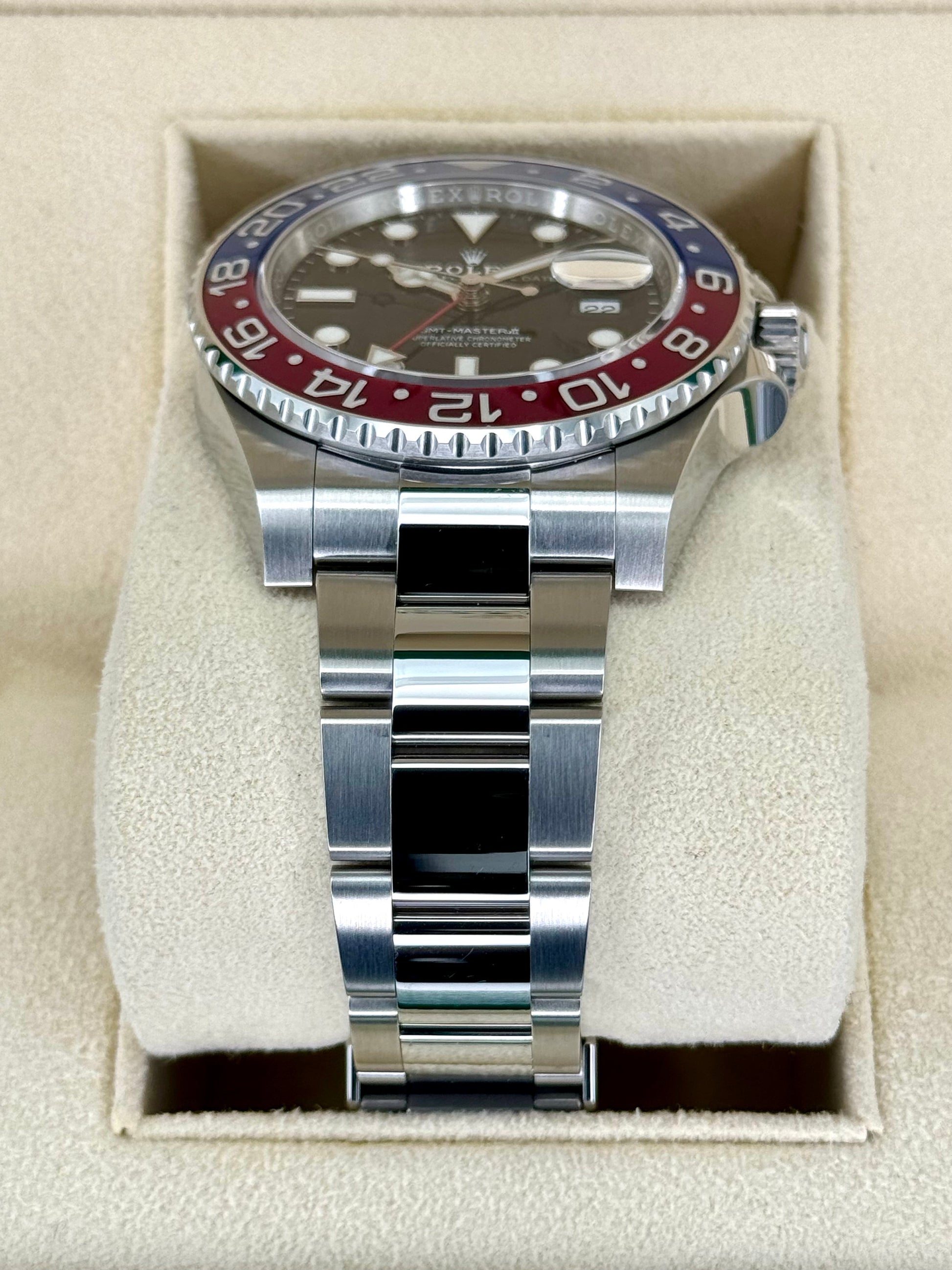 NEW 2022 GMT-Master II “Pepsiâ€?40mm 126710BLRO Oyster Black Dial - MyWatchLLC