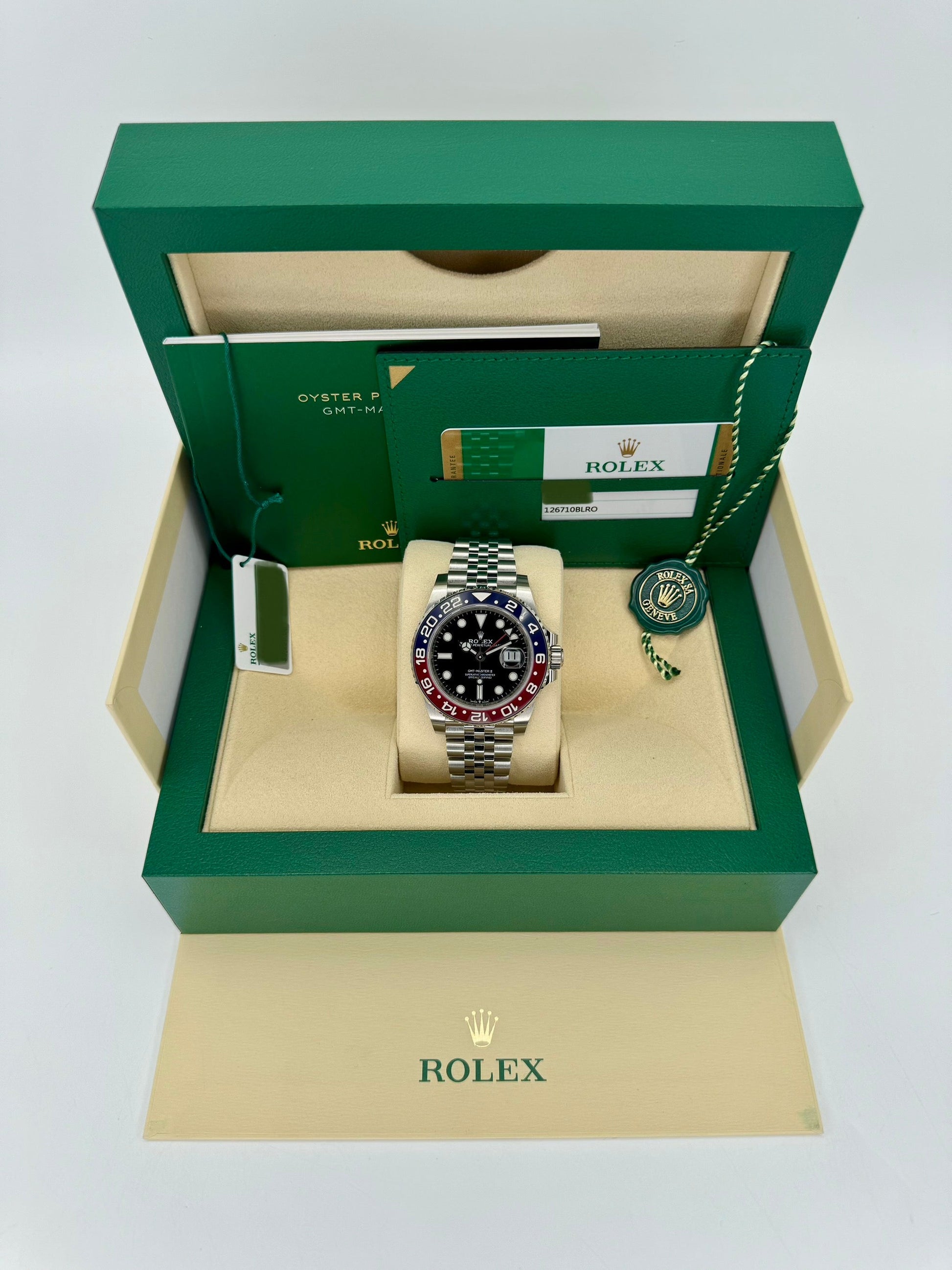 NEW 2019 GMT-Master II “Pepsiâ€?40mm 126710BLRO Jubilee Black Dial - MyWatchLLC