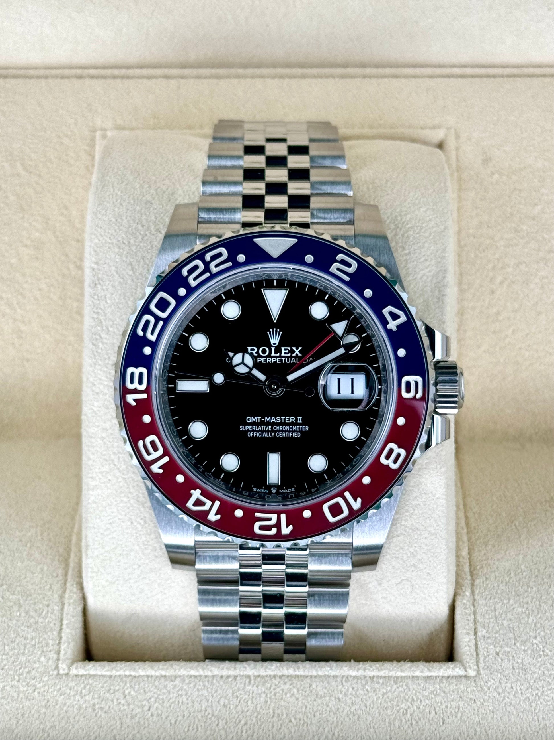 NEW 2019 GMT-Master II “Pepsiâ€?40mm 126710BLRO Jubilee Black Dial - MyWatchLLC