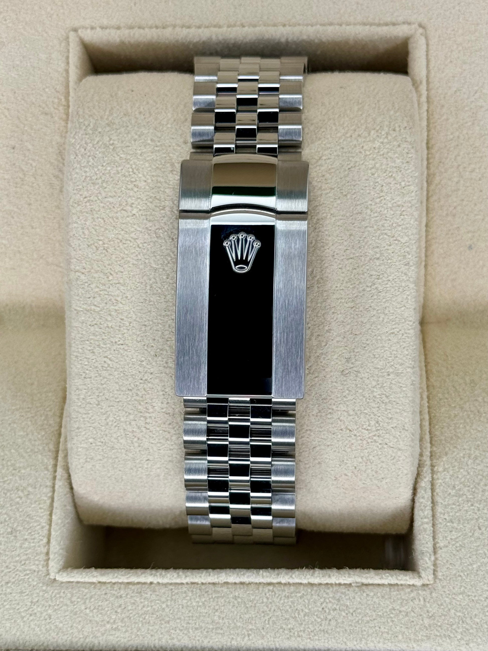 NEW 2023 Rolex Datejust 41mm 126334 Stainless Steel Jubilee Black Dial - MyWatchLLC