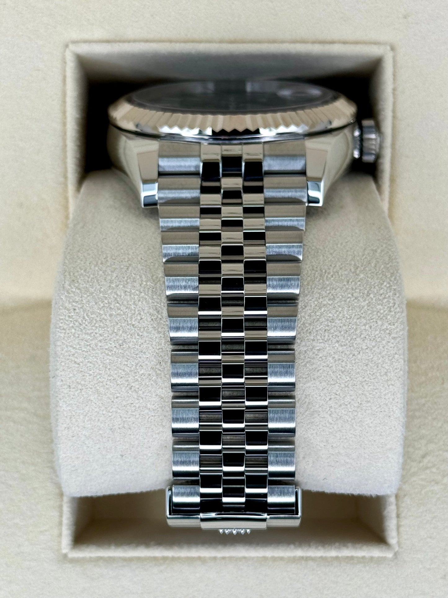 2021 Rolex Sky-Dweller 42mm 326934 Jubilee Black Dial - MyWatchLLC