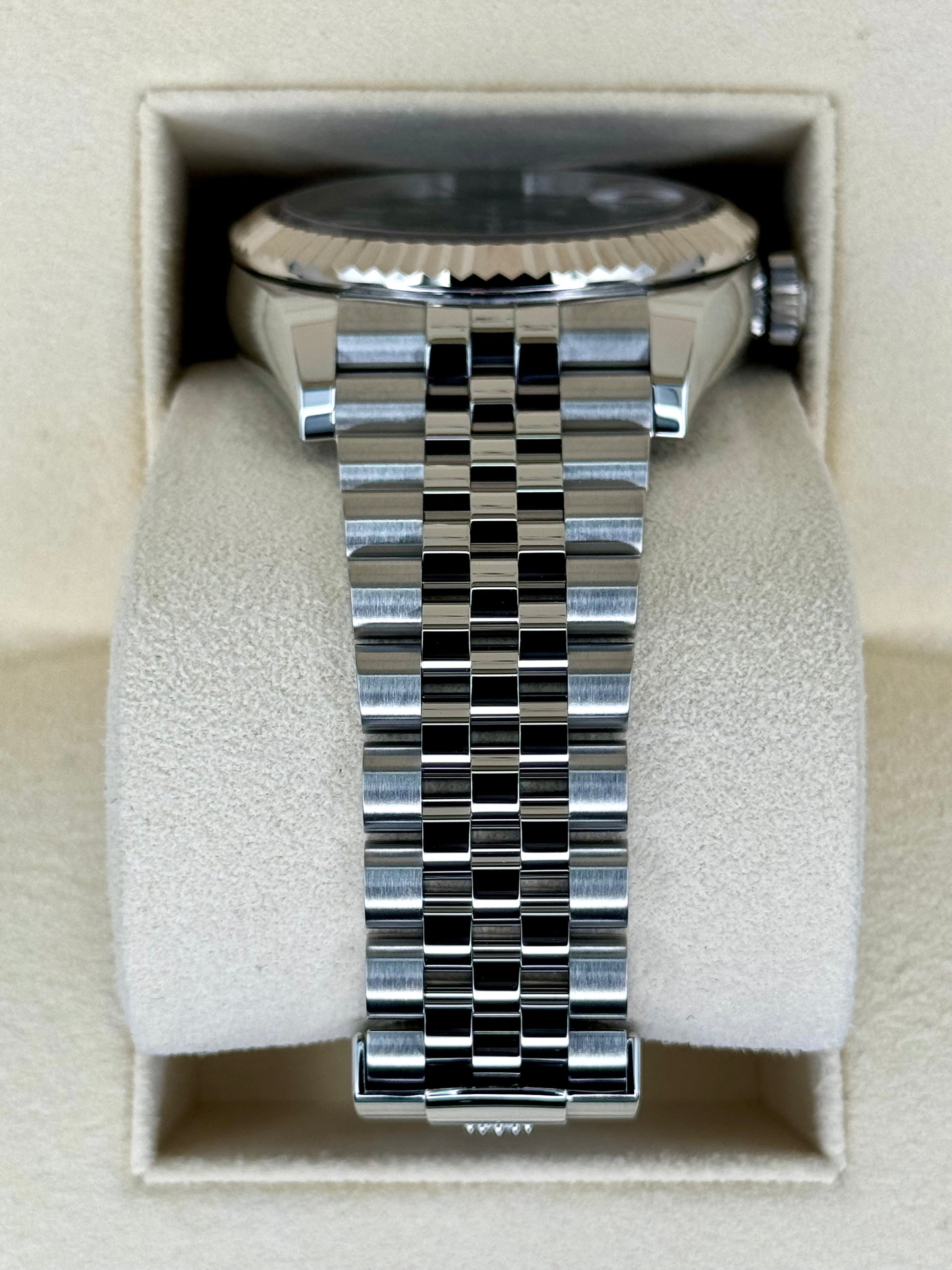 2021 Rolex Sky-Dweller 42mm 326934 Jubilee Black Dial - MyWatchLLC