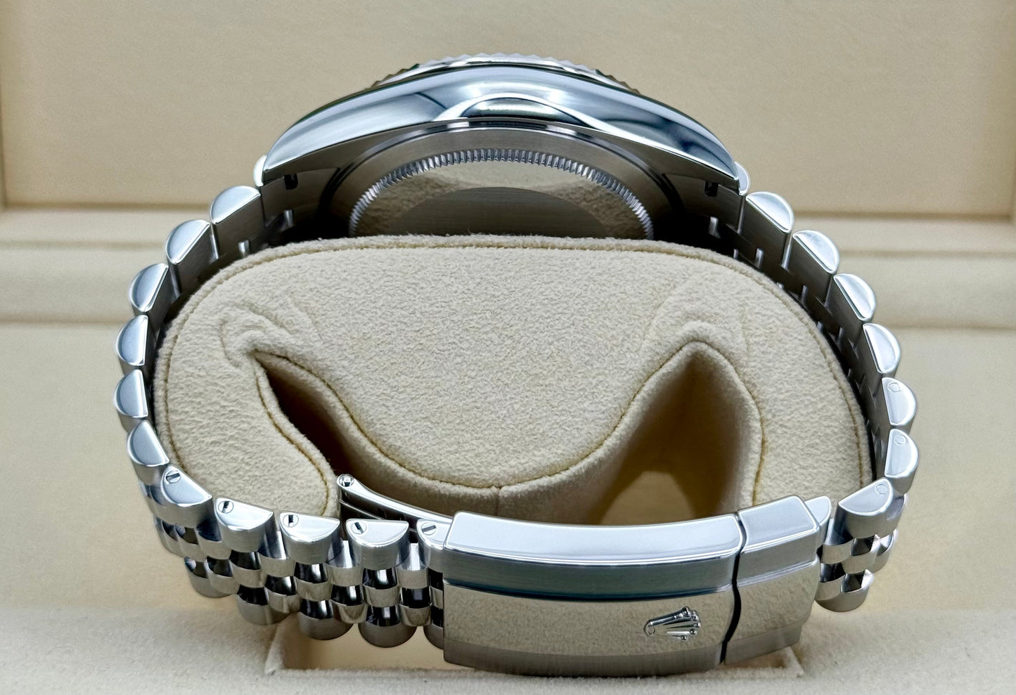 2021 Rolex Sky-Dweller 42mm 326934 Jubilee Black Dial - MyWatchLLC