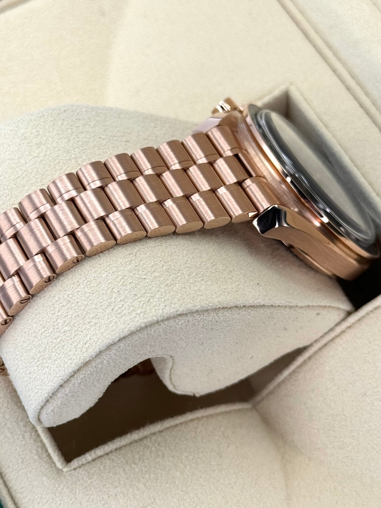 2023 Omega Speedmaster 42mm 310.60.42.50.01.001 Moonwatch Black Dial - MyWatchLLC