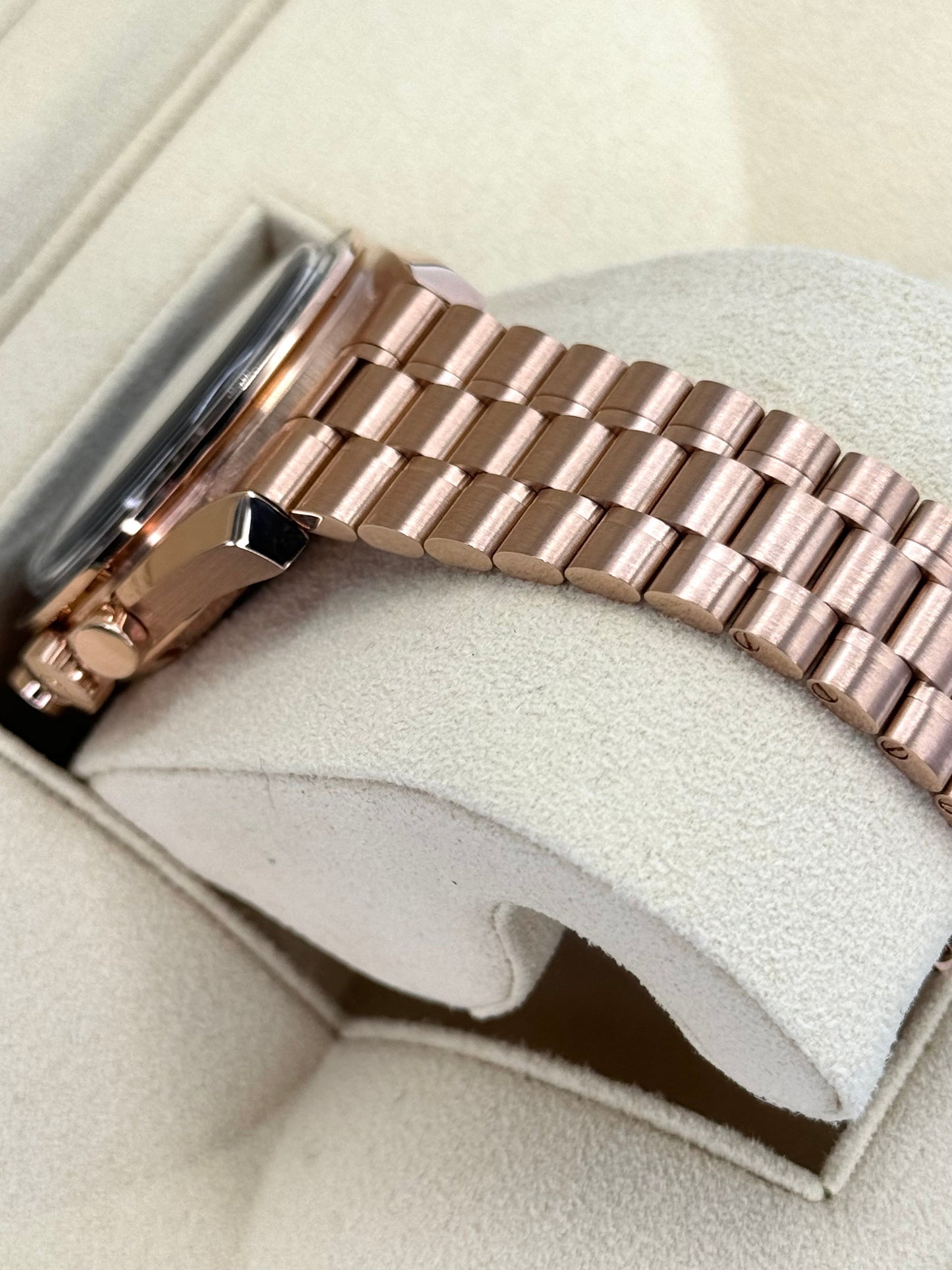 2023 Omega Speedmaster 42mm 310.60.42.50.01.001 Moonwatch Black Dial - MyWatchLLC