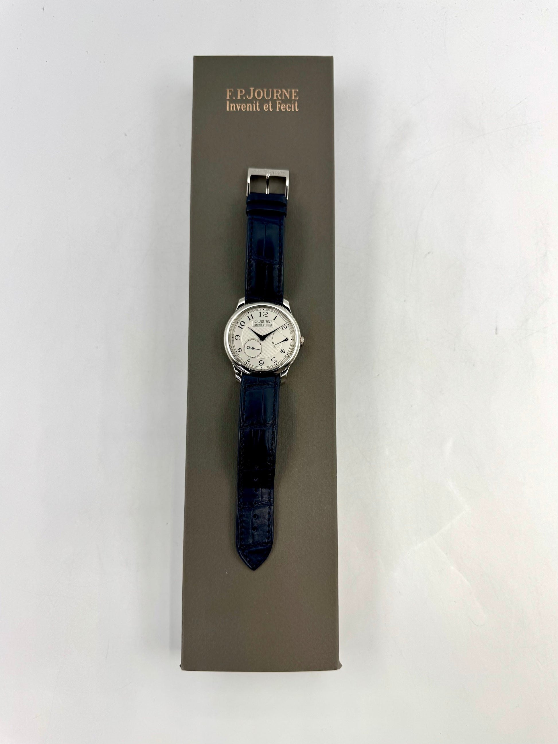 F.P.Journe Classique Chronomètre Souverain Platinum 40mm Silver Guilloche dial - MyWatchLLC