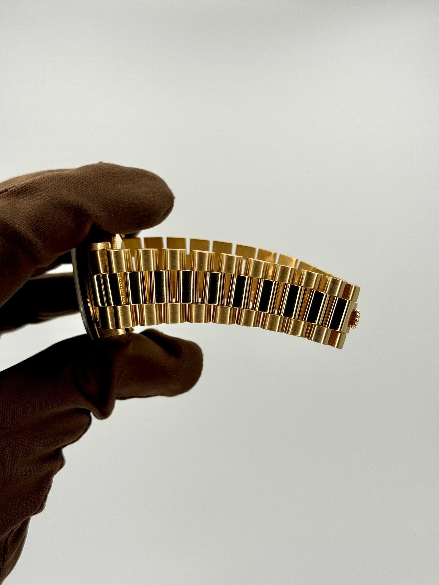 1987 Rolex Day-Date 36mm 18038 Presidential Champagne Diamond Dial - MyWatchLLC