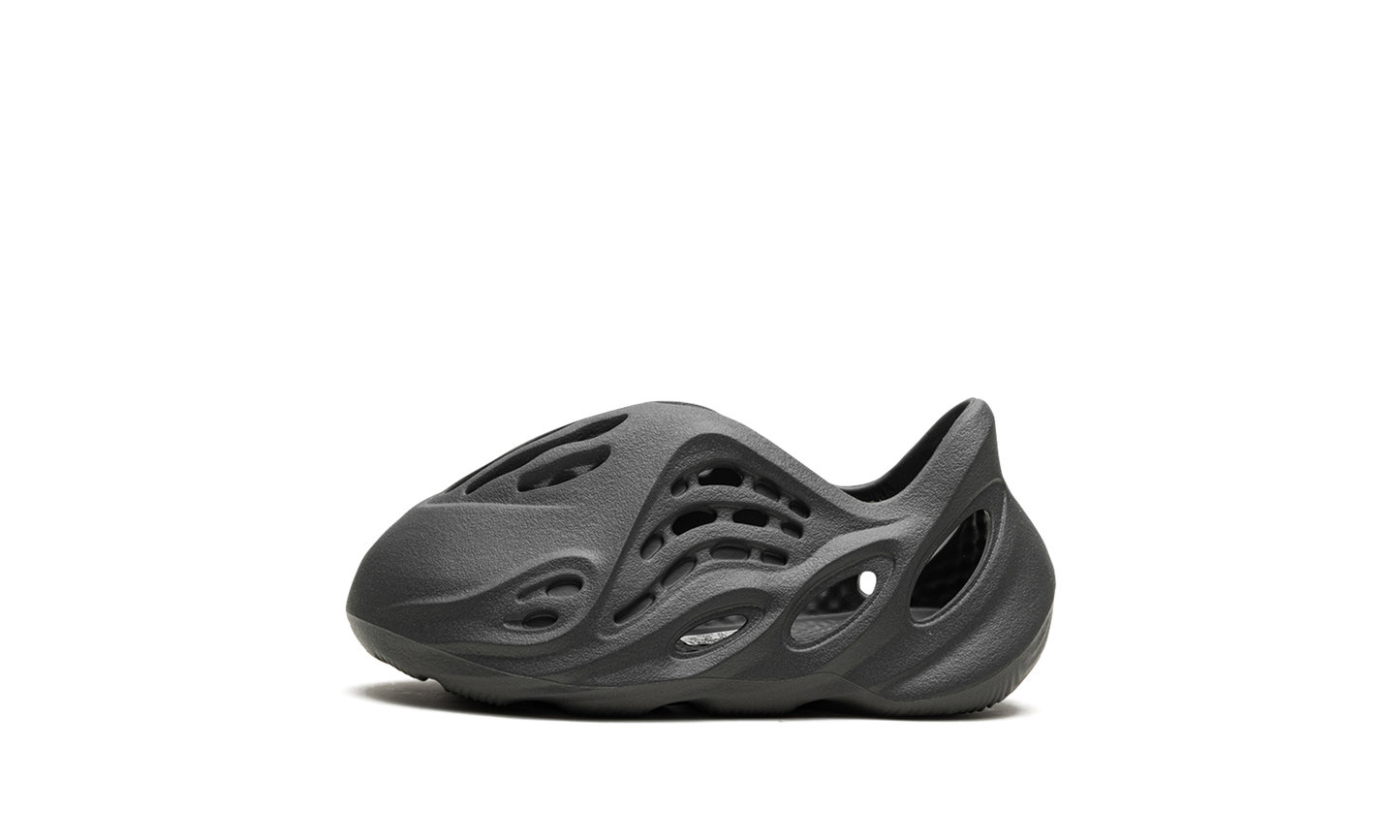 Yeezy Foam RNR Infant 1