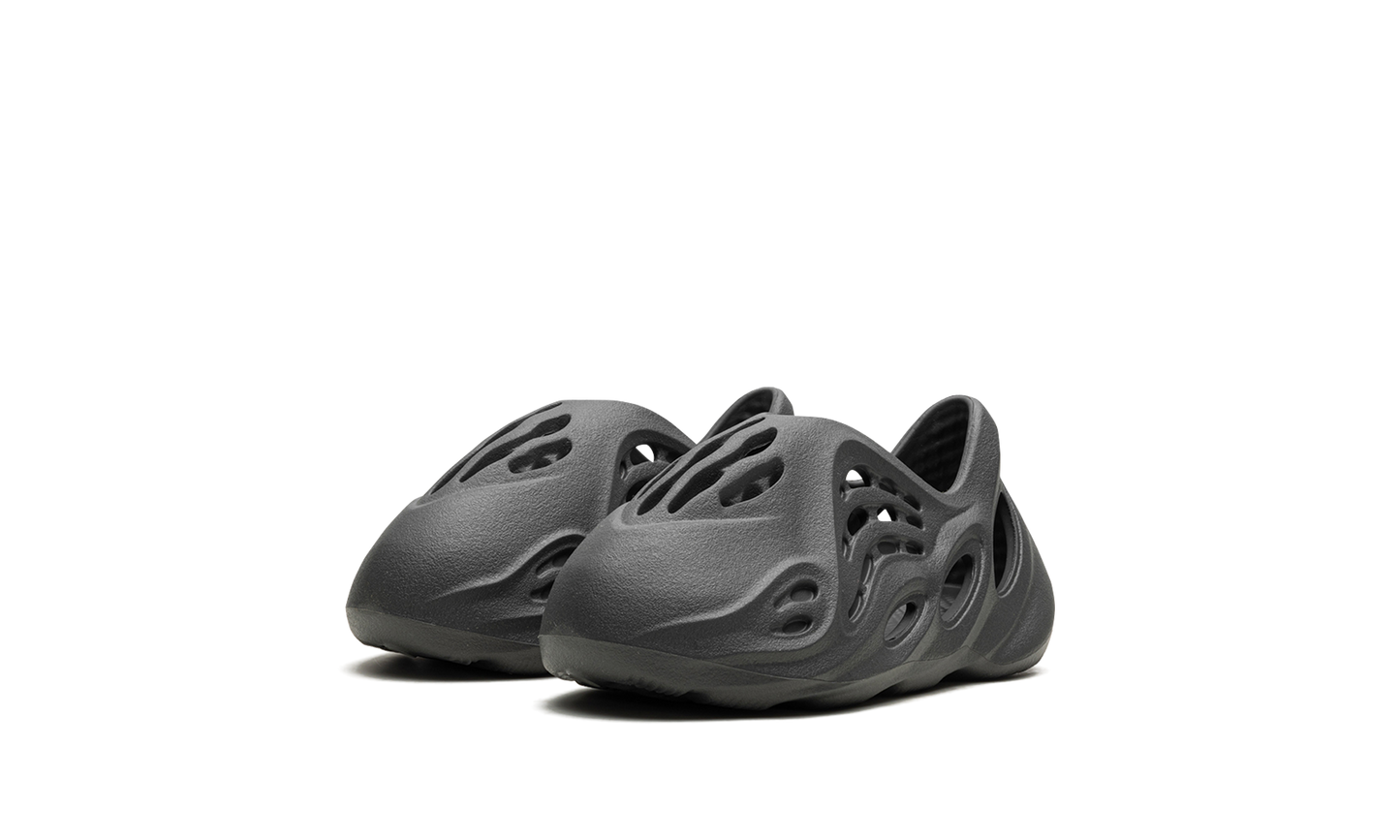 Yeezy Foam RNR Infant 2