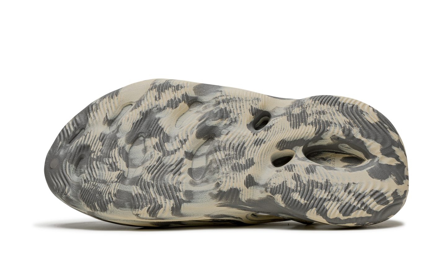 Yeezy Foam Runner MXT 5