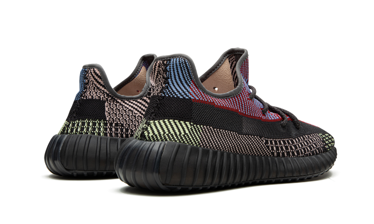 Yeezy Boost 350 V2 3