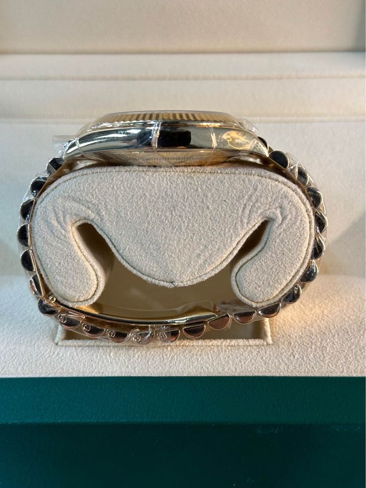 Rolex Day-Date 40mm 228238 18ct Yellow Gold Champagne Roman Numeral Dial with Box no Card - MyWatchLLC