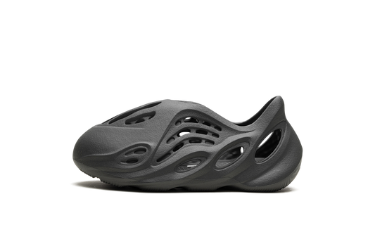 Yeezy Foam RNR Kids 1